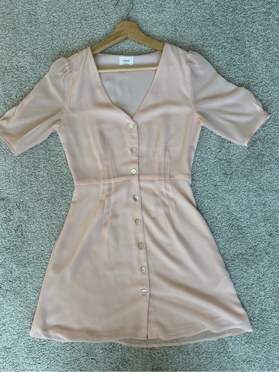 Aritzia Dresses & Skirts - Aritzia Wilfred Freya babydoll dress Chiffon Button Front Rose Pink 4